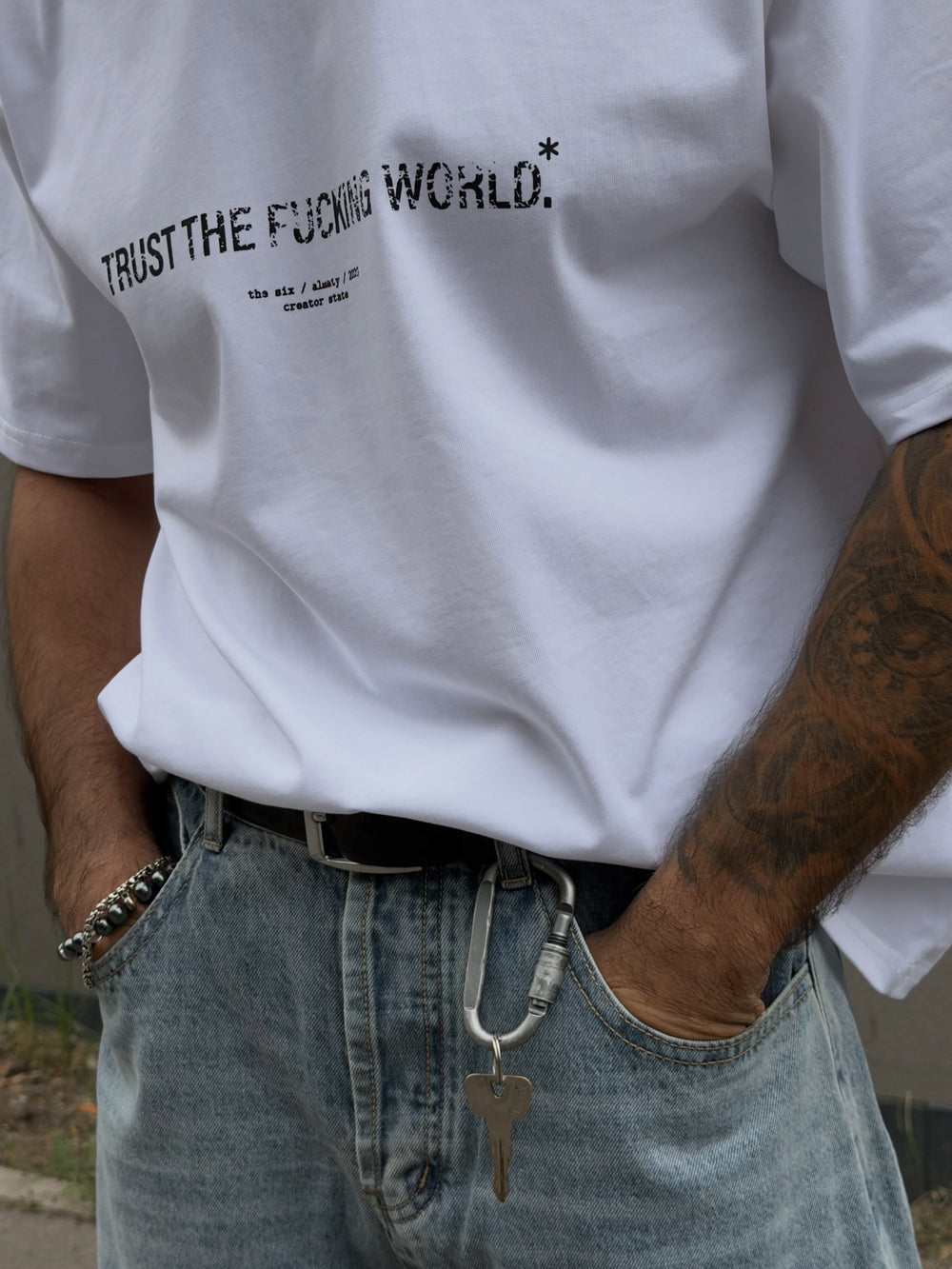 T-shirt trust the F world