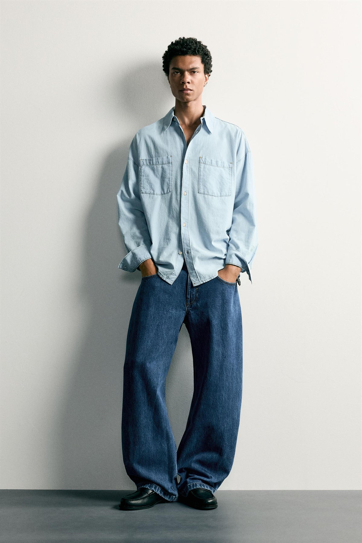 Balloon Fit Jeans