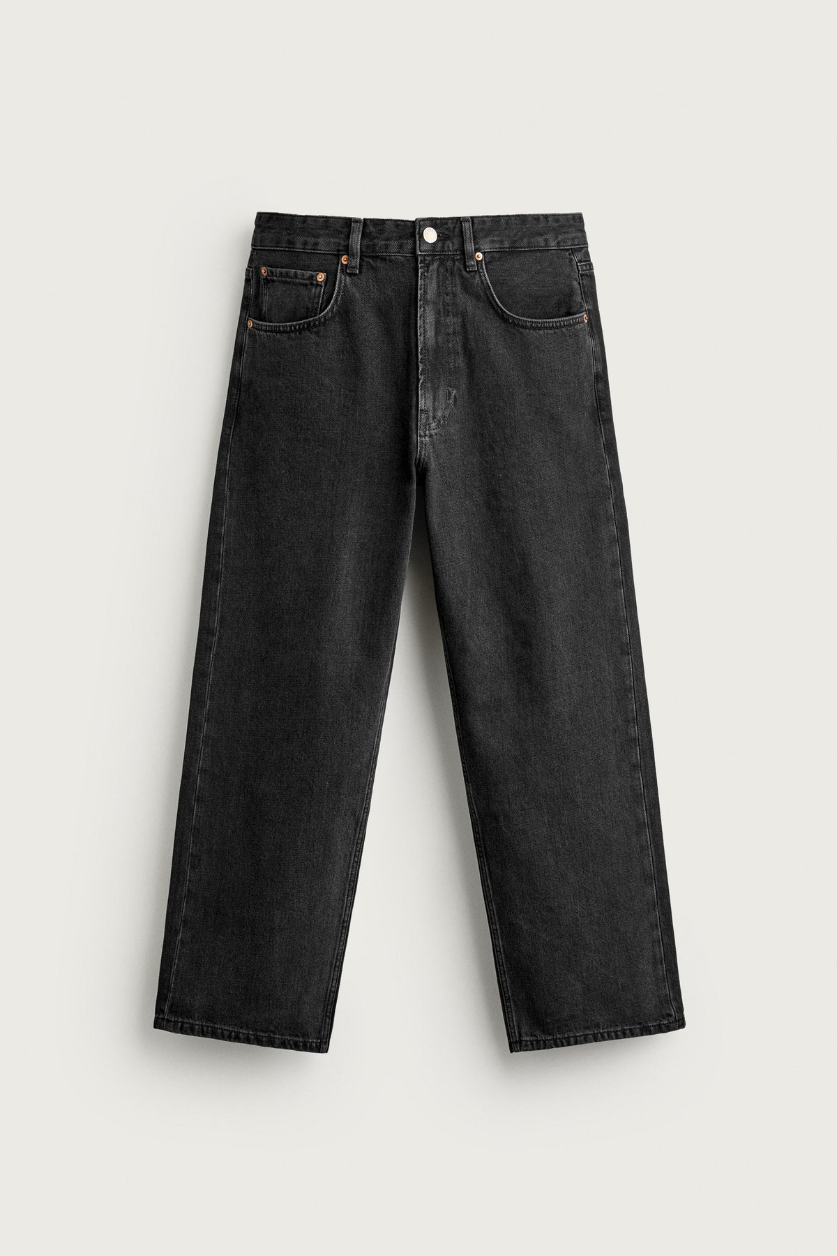 Loose-Fit Cropped Jeans (3)