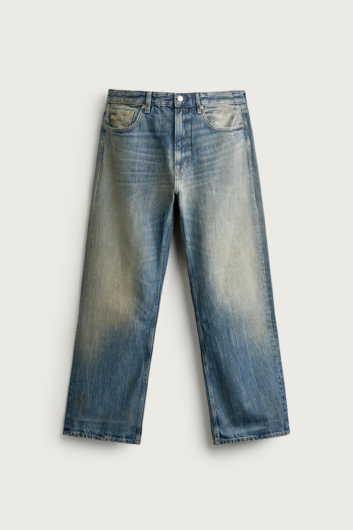 Loose Fit Jeans (2)