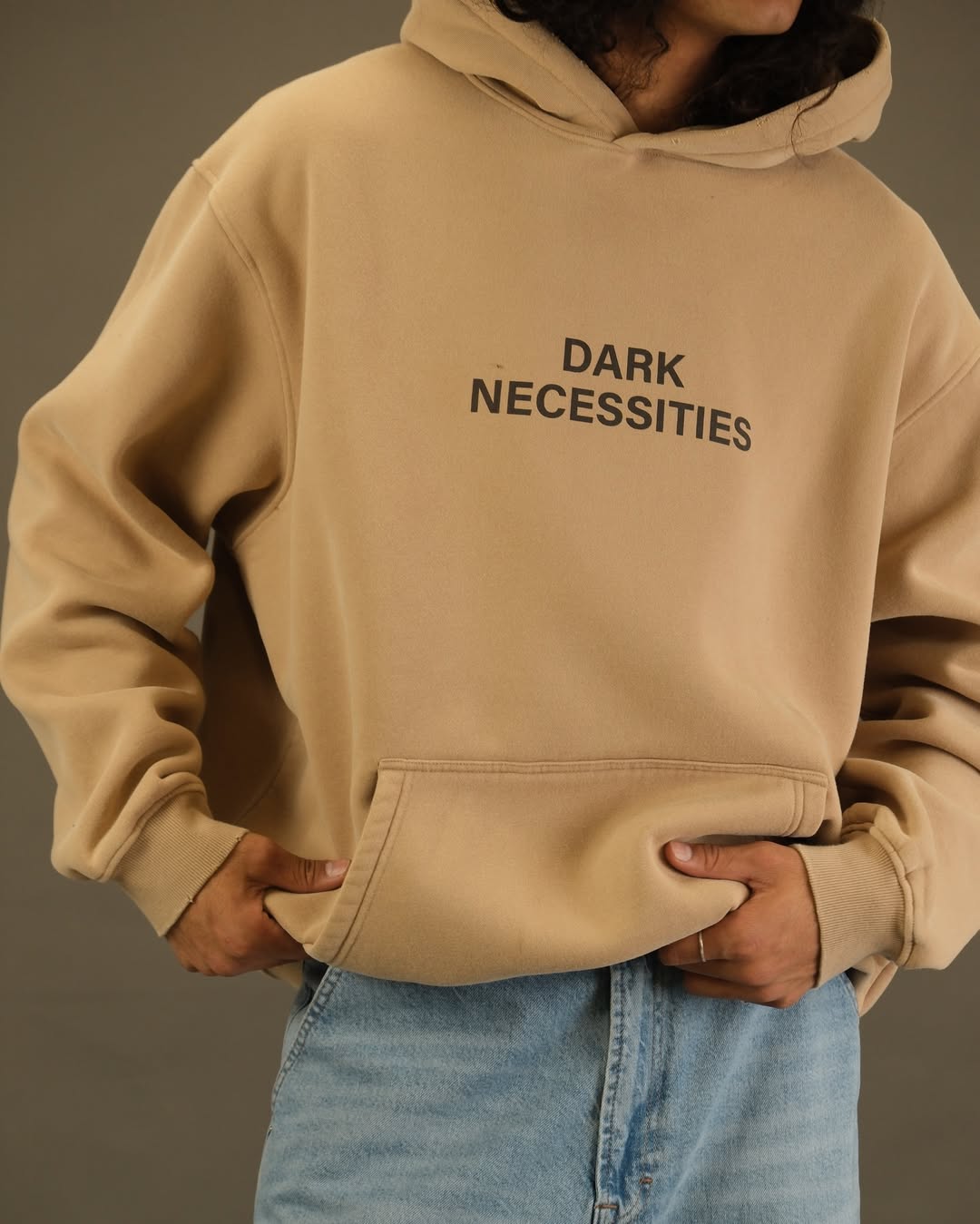 Hoodie Dark Necessities beige grunge 400g