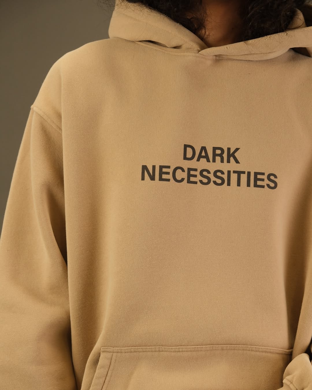 Hoodie Dark Necessities beige grunge 400g